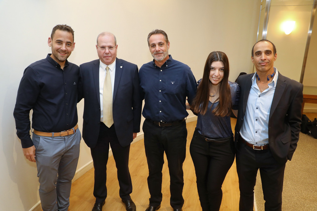 ניב קנטור